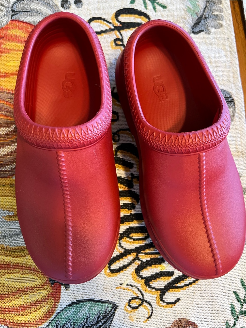 UGG Women’s rubber Tasman Clogs